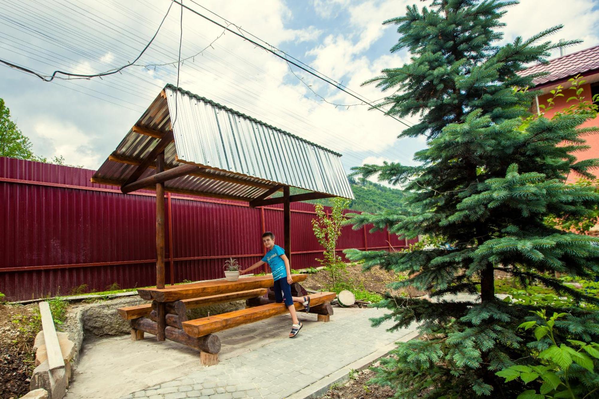 Bed and Breakfast Берізка Яремче Екстер'єр фото
